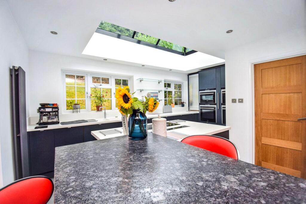 House in Sevenoaks, West Heath - View 3