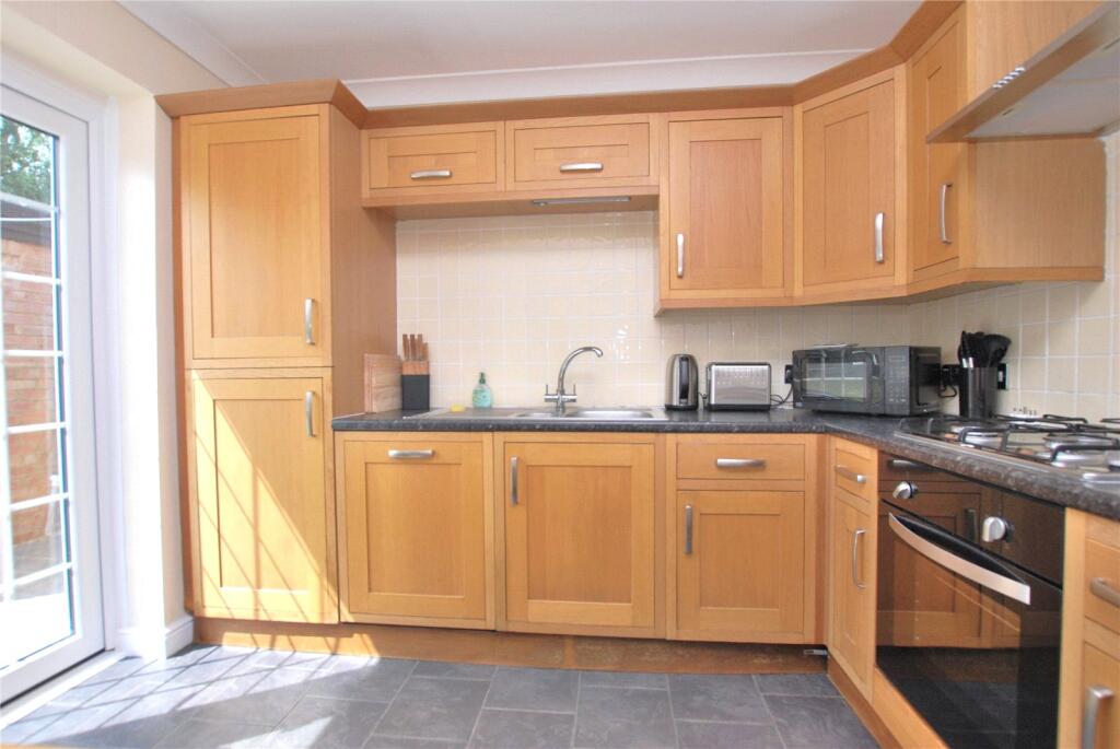 House in Guildford - View 3