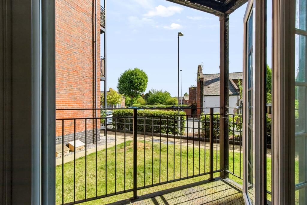 Apartment in Warrington - View 4