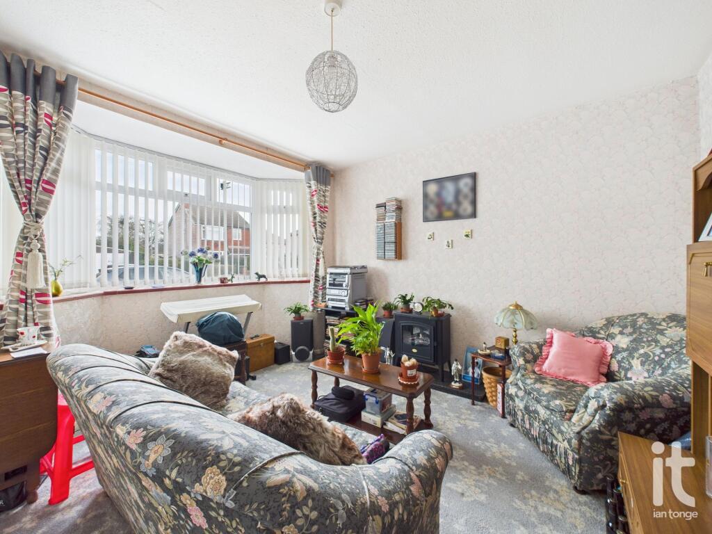 Montagu Road,  Offerton, Stockport, SK2 - View 6