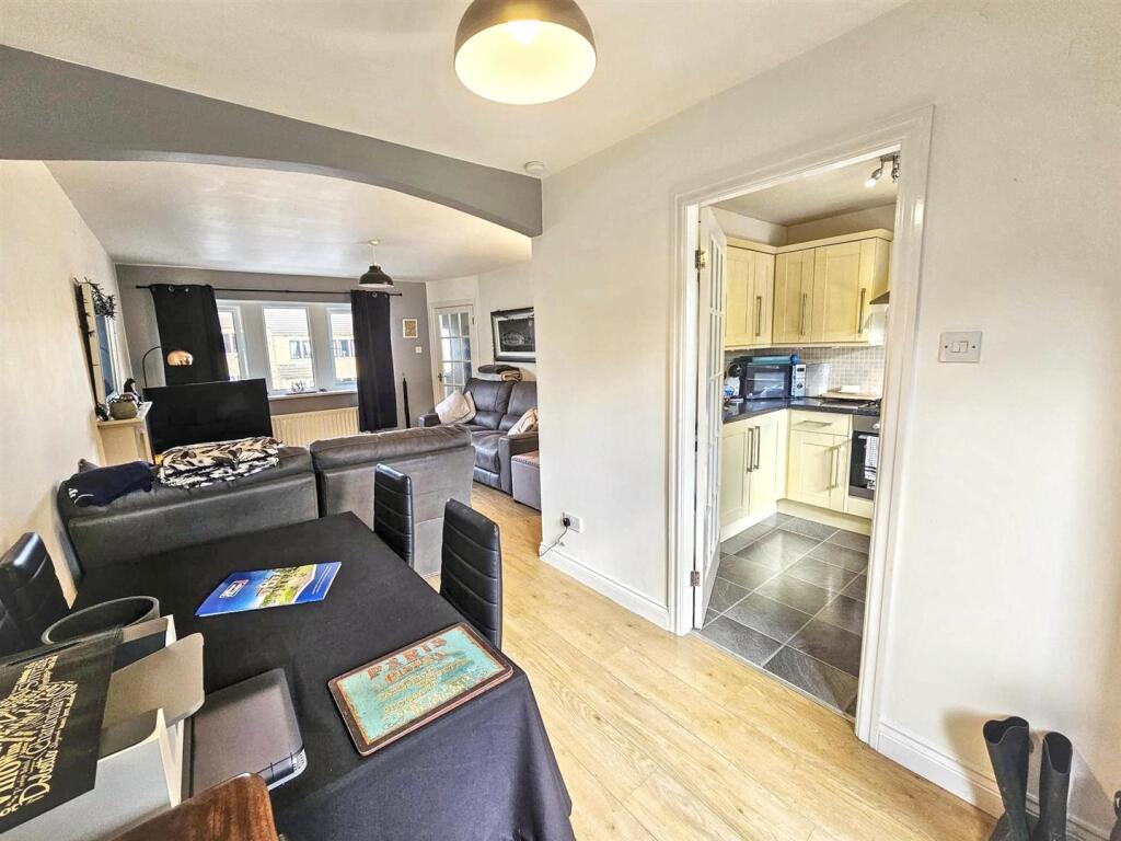 Rose Meadows, Keighley photo 4