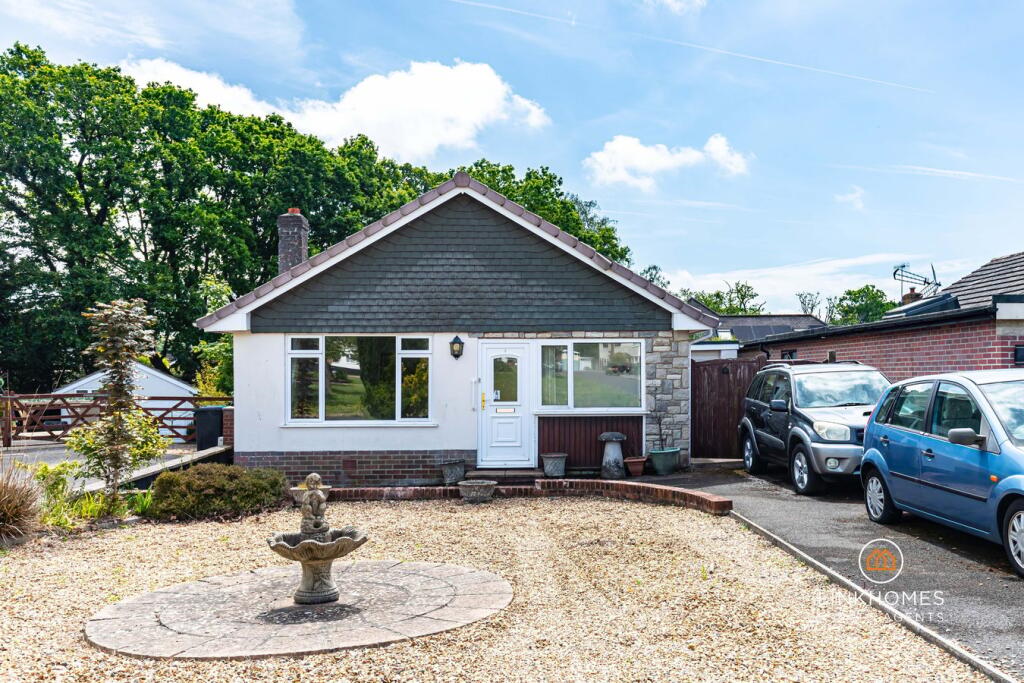 Main image of property: Okeford Road, Broadstone, BH18