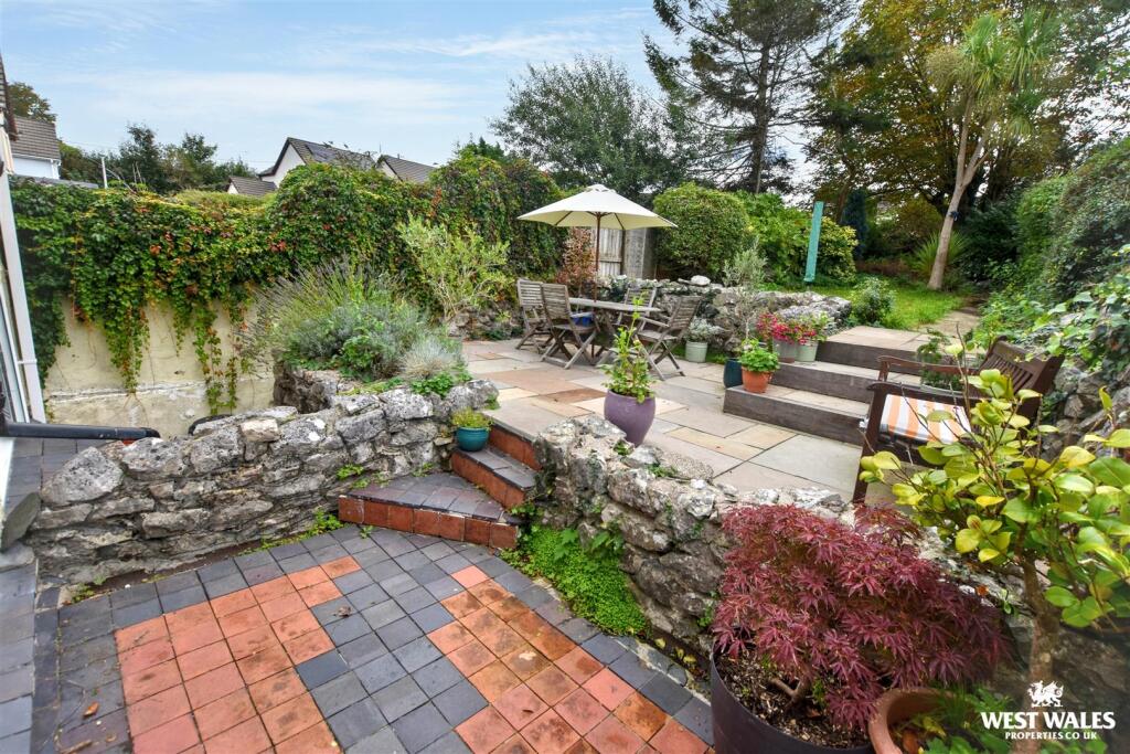 House in Pembroke, Pembrokeshire - View 4