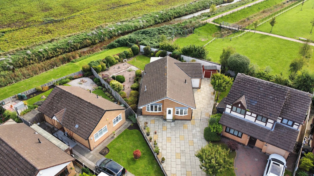 3-bed detached on Markham Drive, Southport, PR8, £400,000