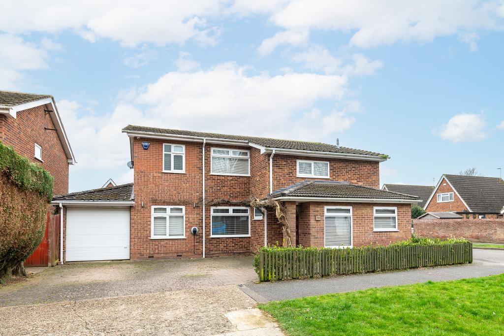 Main image of property: Windmill Hill Drive, Bletchley, Buckinghamshire, MK3 7RJ