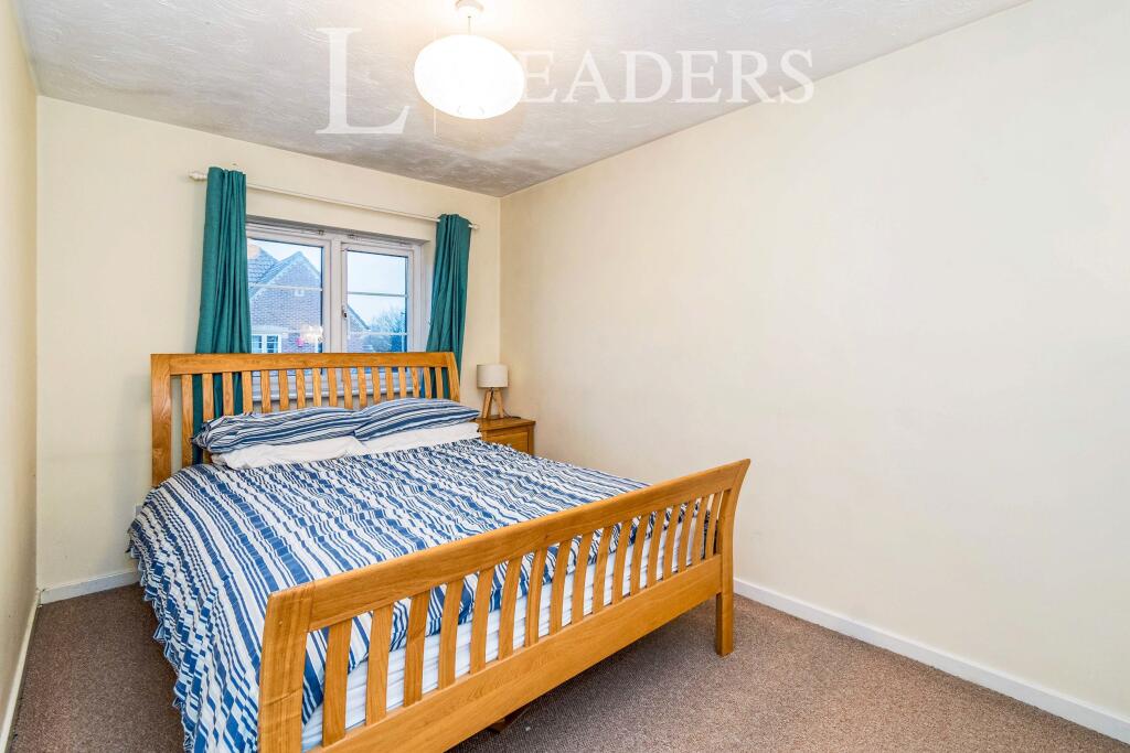 House in Portsmouth - View 5