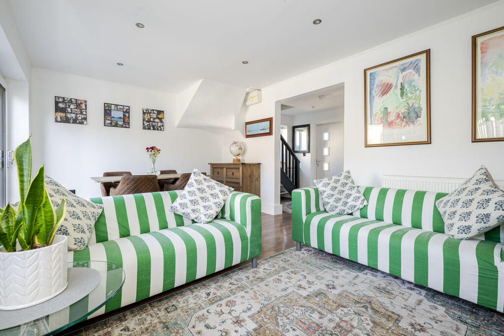 House in Wealden, Heathfield and Waldron - View 4