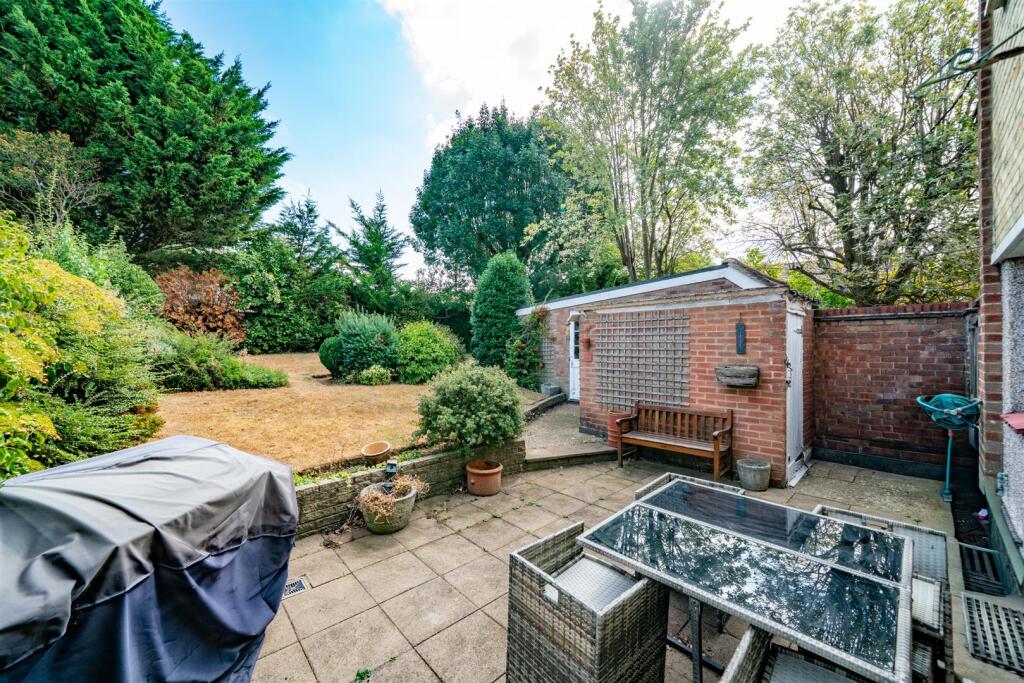 House in Dacorum, Bennetts End - View 4