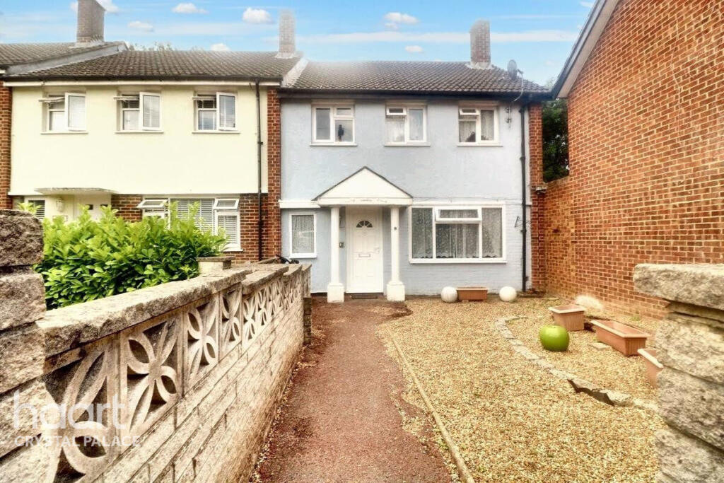 Main image of property: The Lawns, London