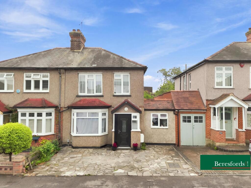 Main image of property: Argyle Gardens, Upminster, RM14