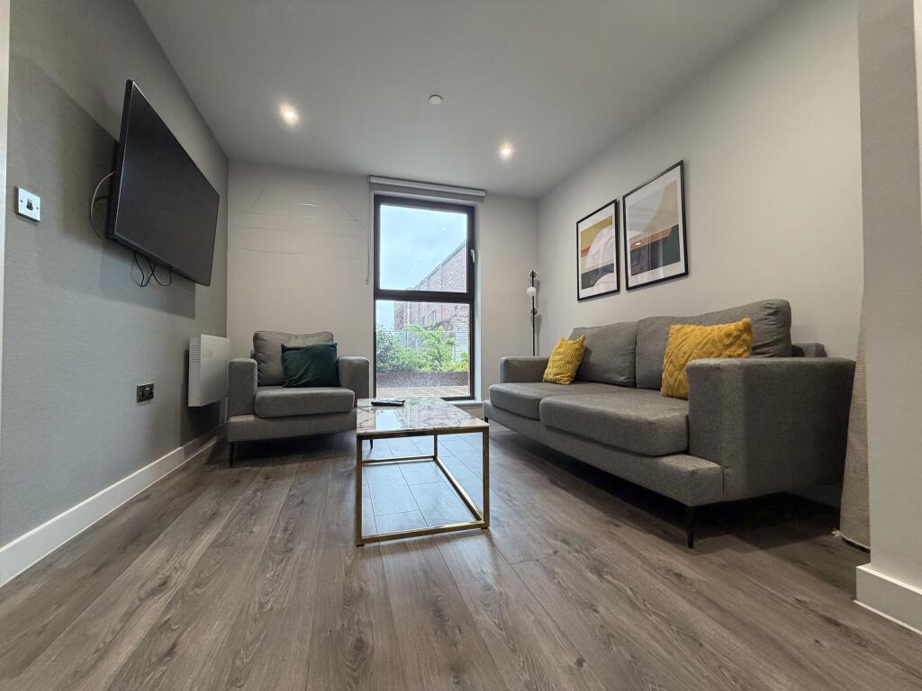 Main image of property: 118 Greenland Street, Liverpool