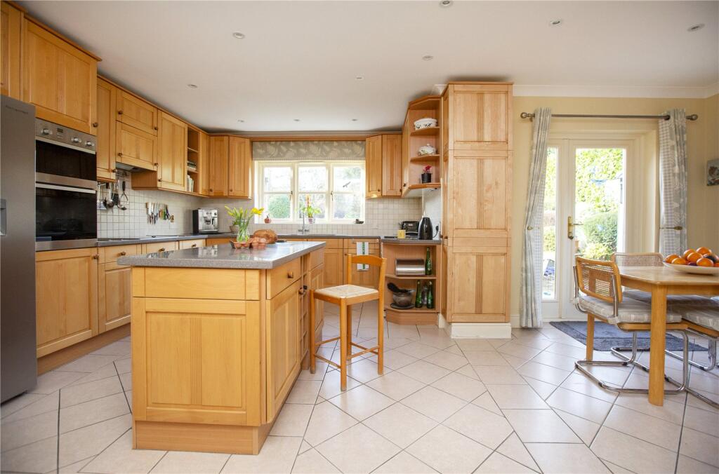 House in Cotswold, Stow-on-the-Wold - View 3