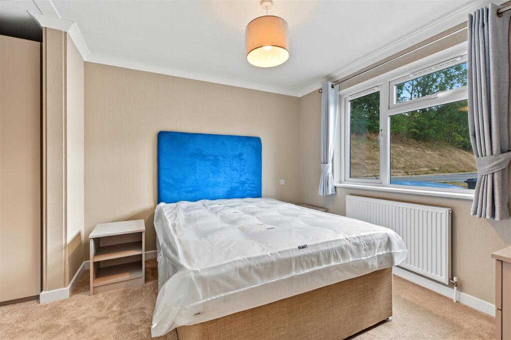 House in Nottingham, Killarney Park, Bestwood Village - More