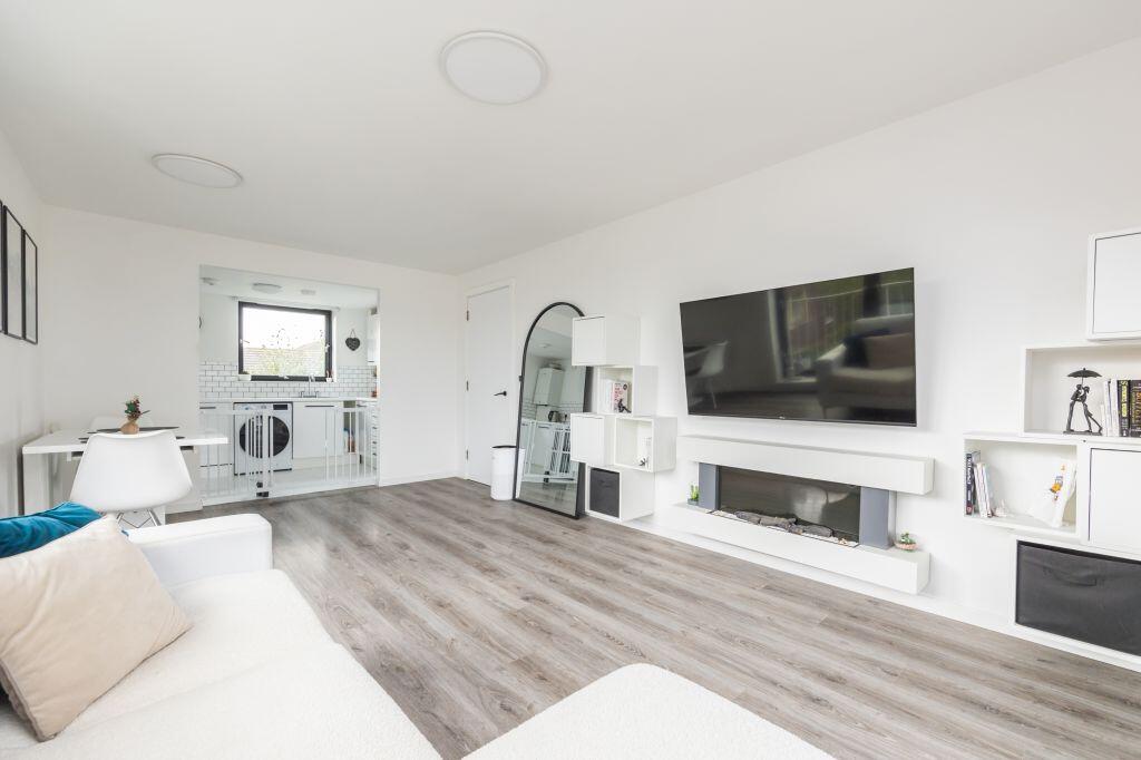 Apartment in Edinburgh - View 3