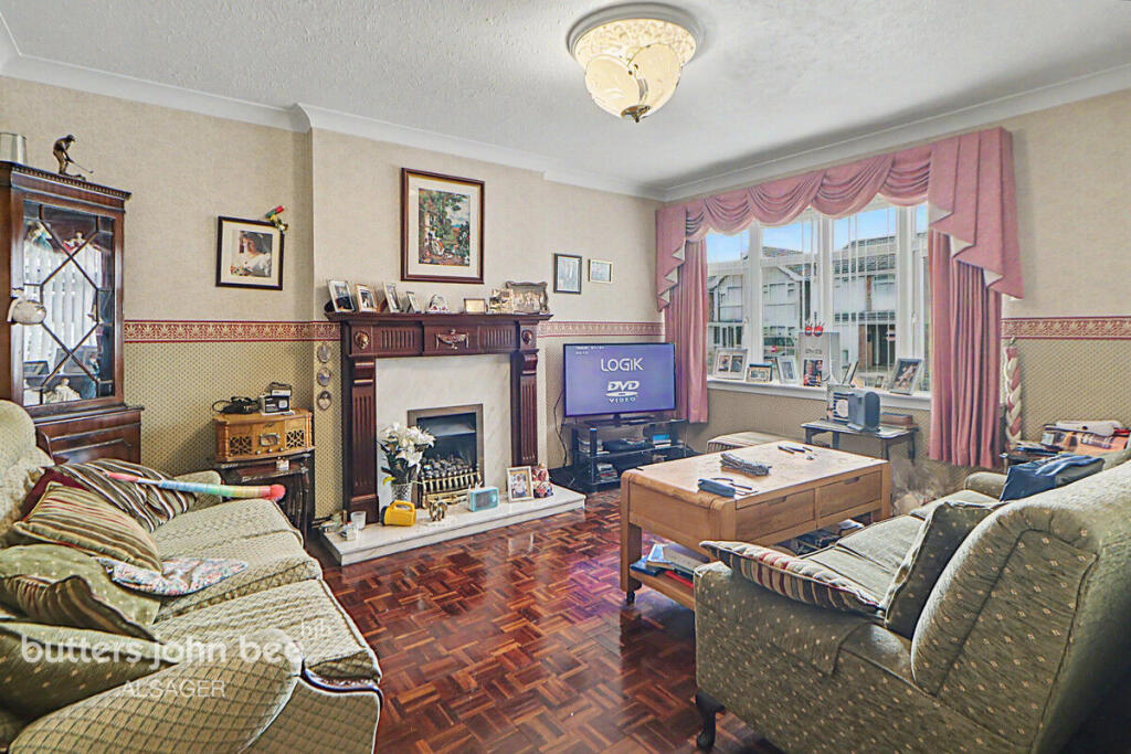 House in Stoke-on-Trent - View 3