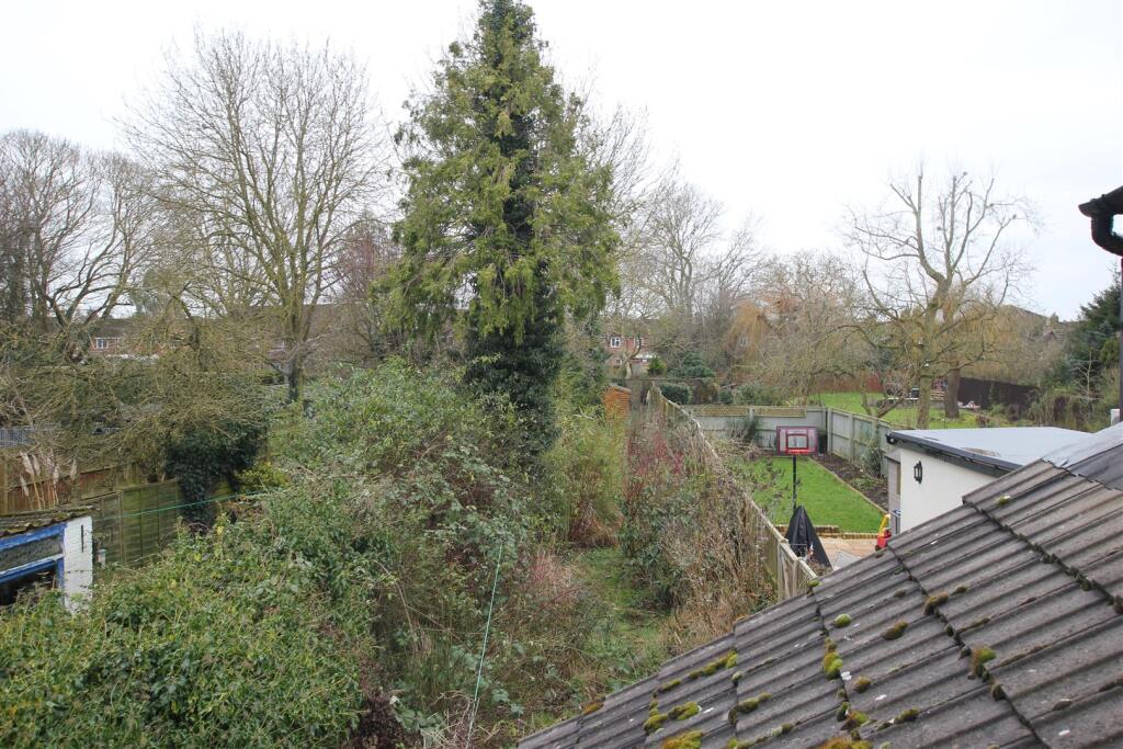 Fieldside, Ely – pohled 2