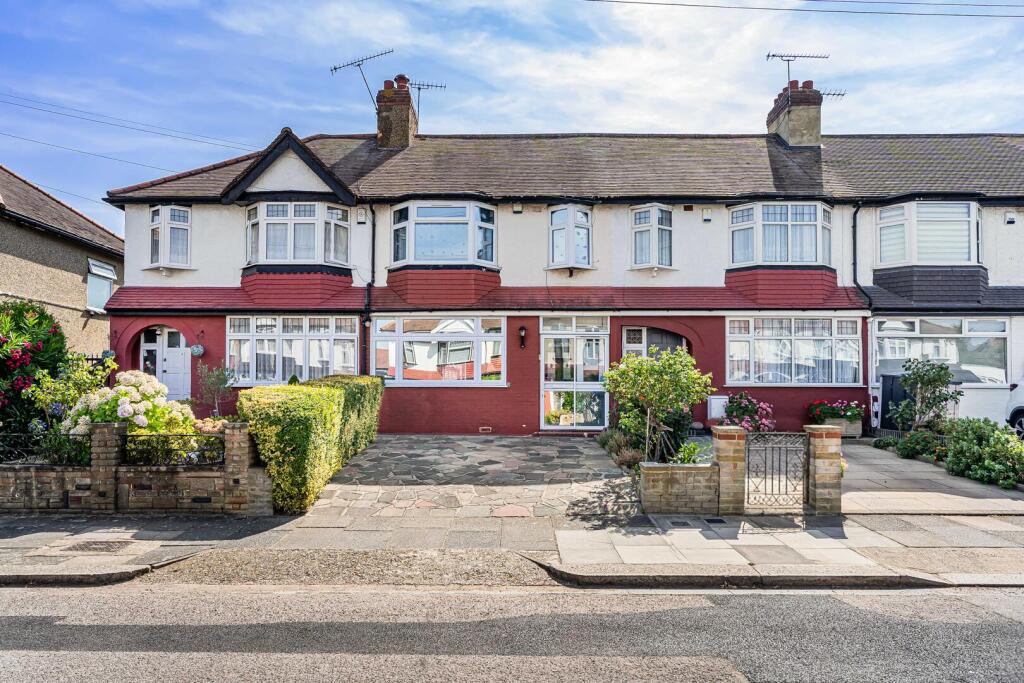Main image of property: Hyde Way, London