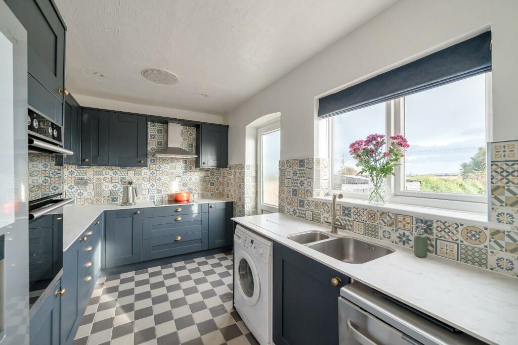 Additional image 2 of Templecombe, BA8