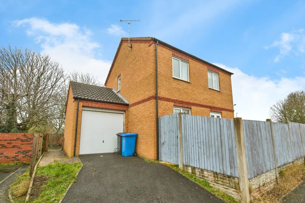 3-bed detached on Boulton Lane, Derby, Derbyshire, DE24, £230,000