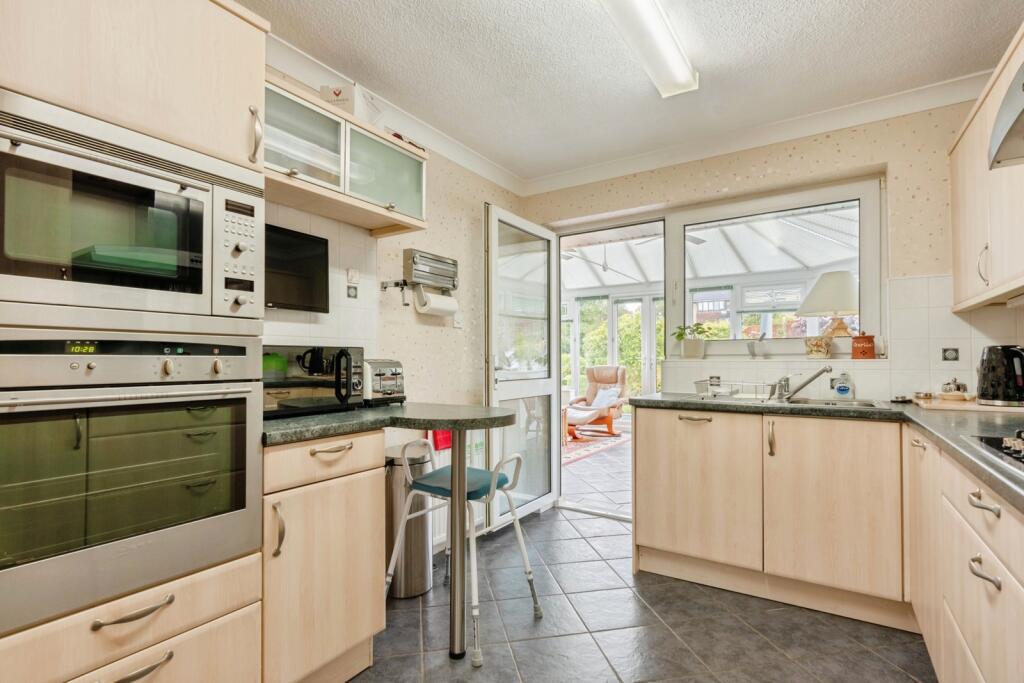 House in Pendle, Reedley Hallows - View 3