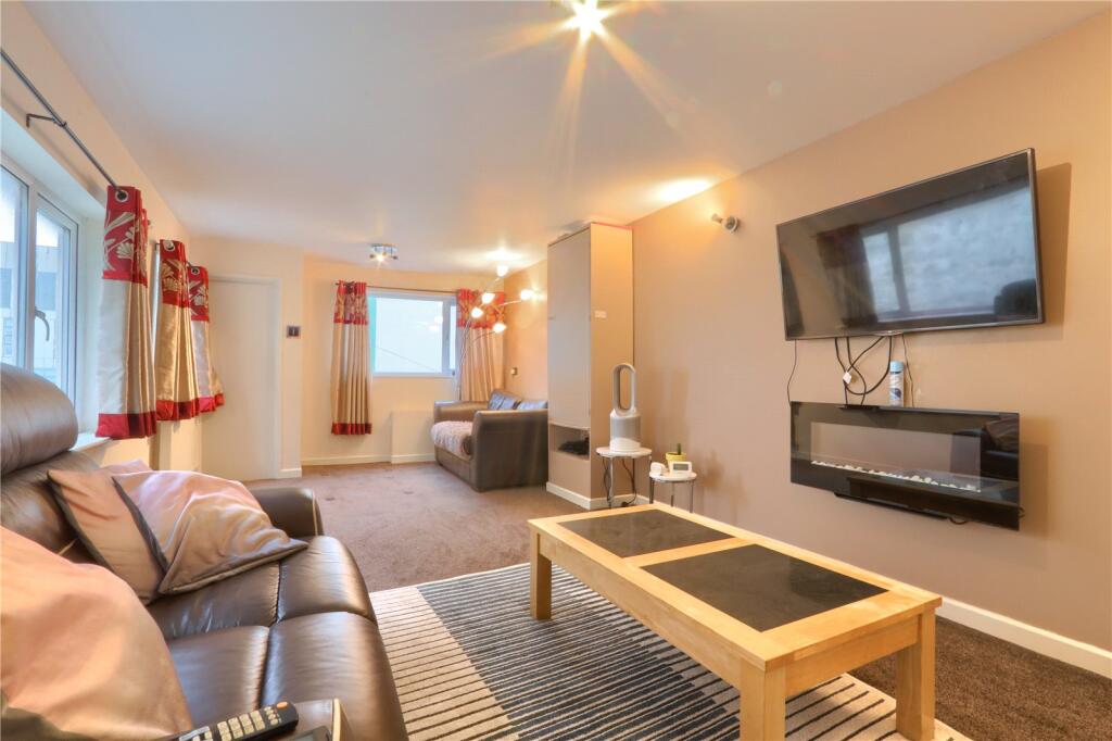 Station Road, Redcar - View 2