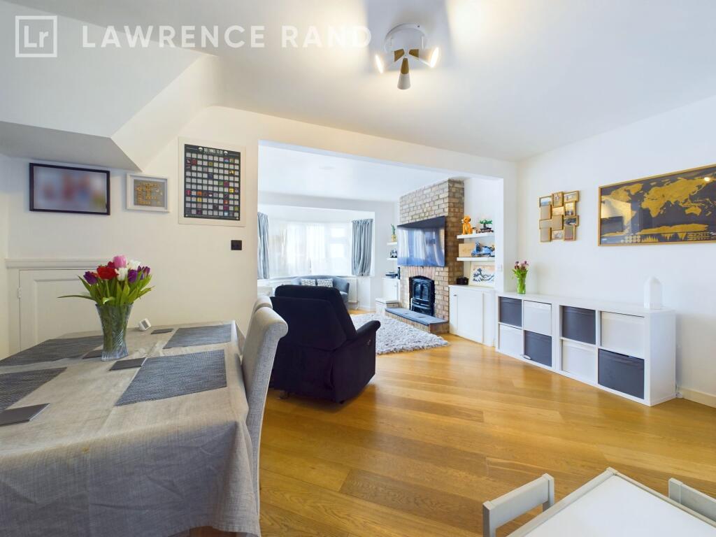 House in London - View 3