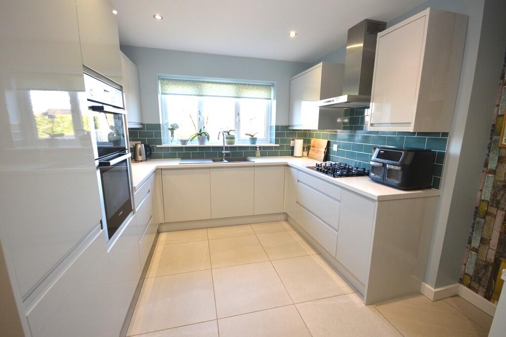 Clacton Road, Thorrington photo 2
