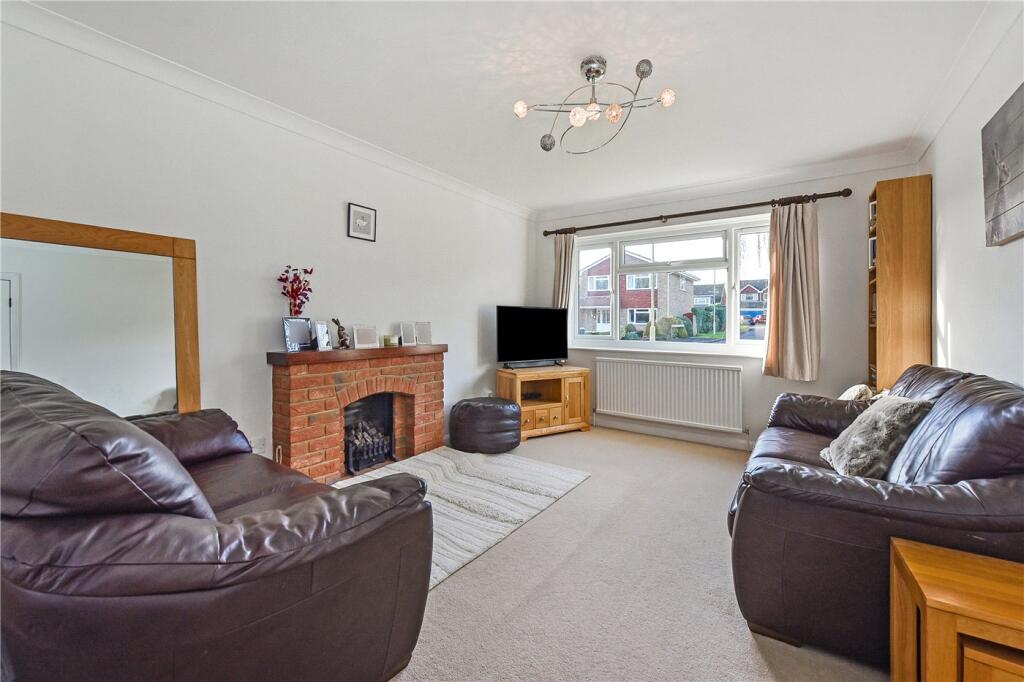 Downlands Way, South Wonston, Winchester, Hampshire, SO21 photo 2