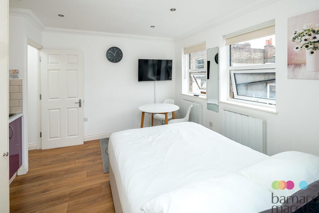 Apartment in London - View 4