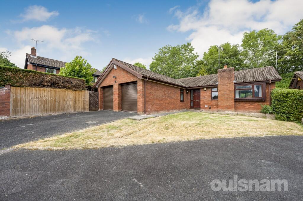 Main image of property: Fairford Close, Church Hill North, Worcestershire, B98
