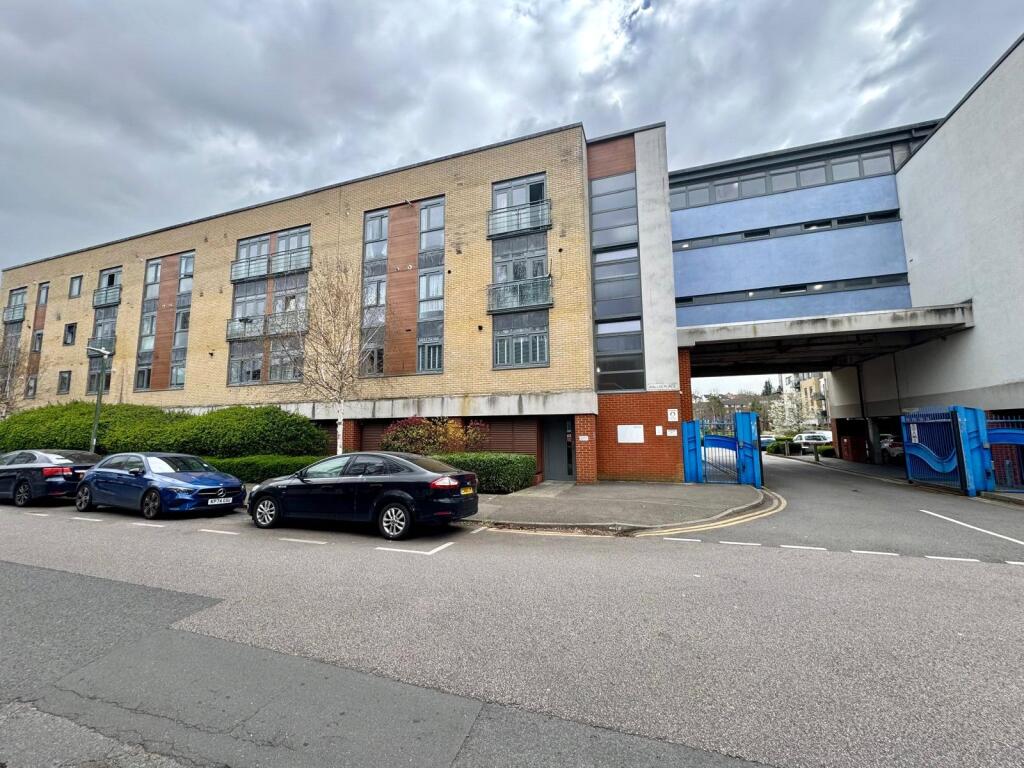 Main image of property: Hart Street, Maidstone, ME16