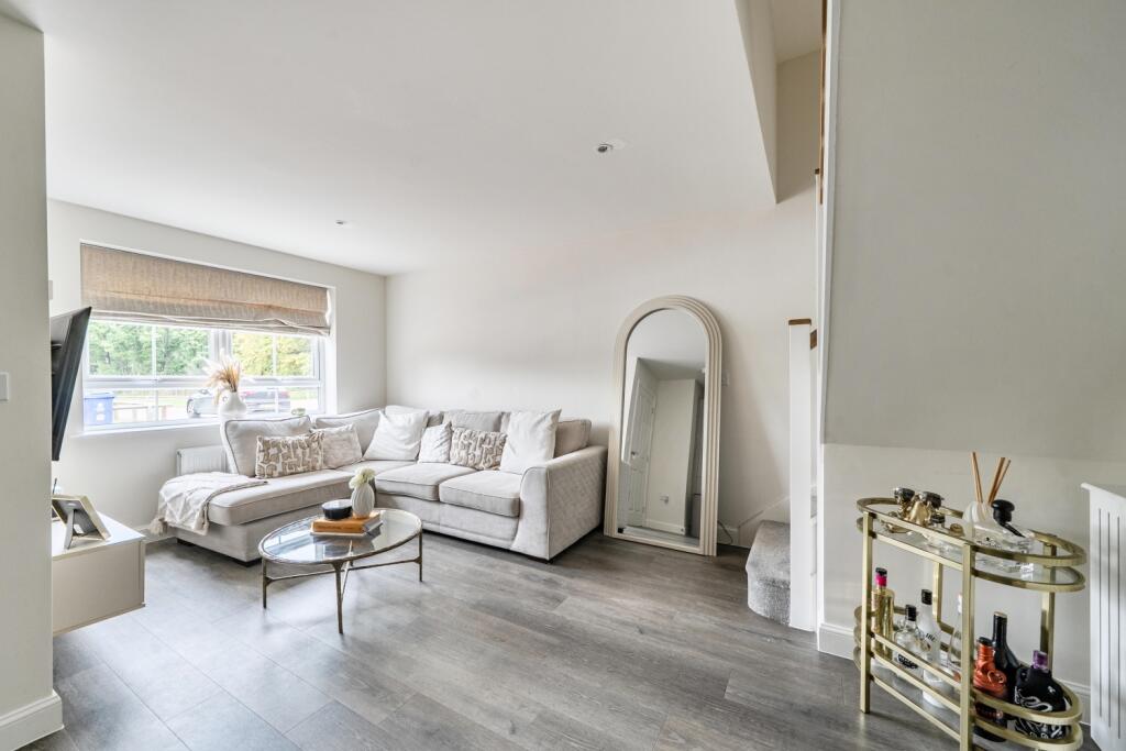House in Doncaster - View 5