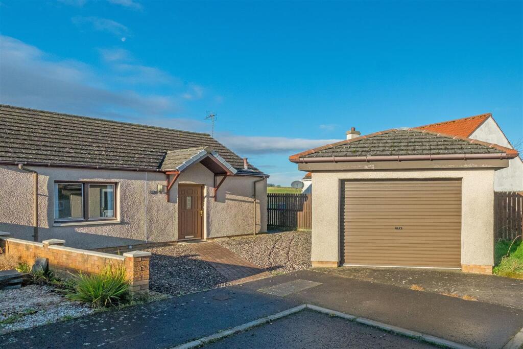 Main image of property: 15, Tods Green, Crail
