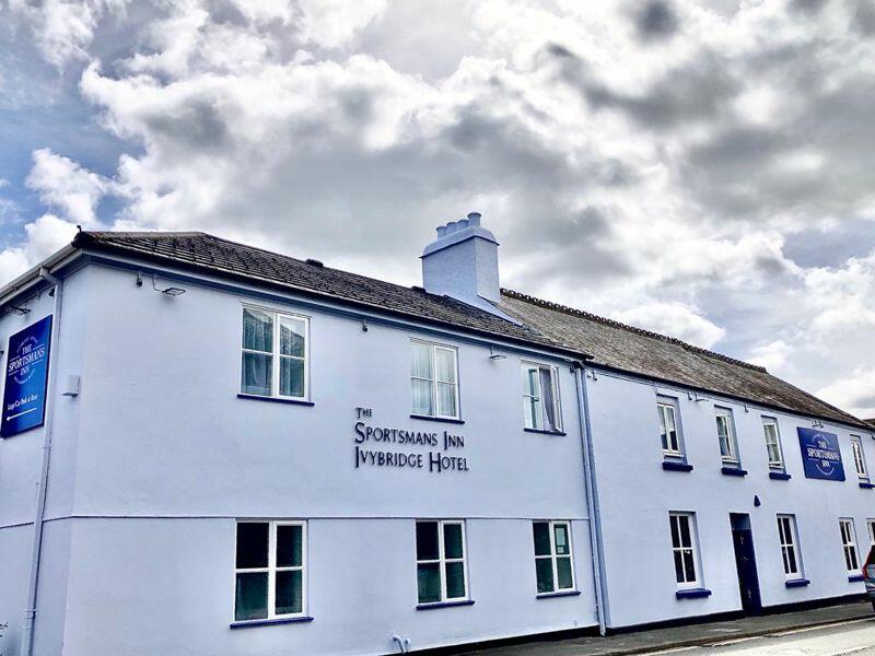 Main image of property: Ivybridge