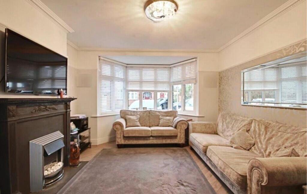 Main image of property: Hill Crest, Potters Bar