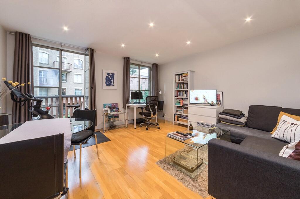 Main image of property: The Circle,
Queen Elizabeth Street, SE1