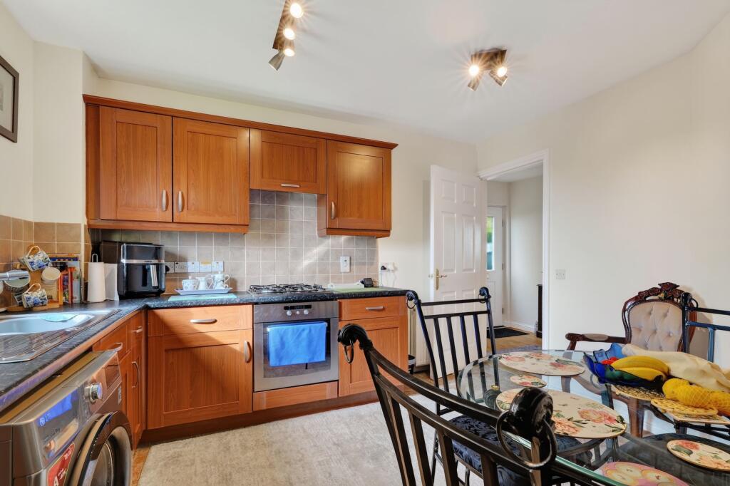 Apartment in Motherwell - View 3