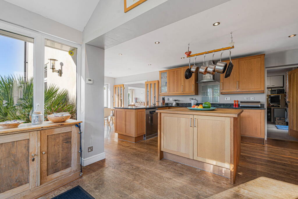 House in South Hams, Loddiswell - More