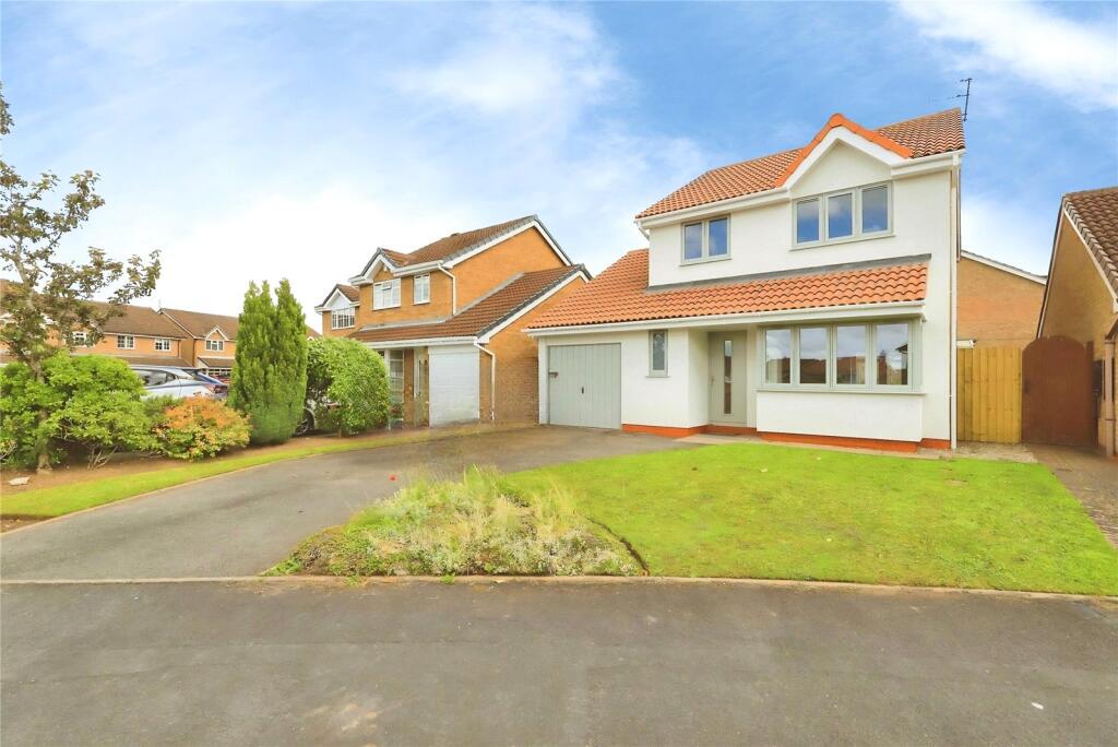 Main image of property: Oatlands Way, Perton, Wolverhampton, Staffordshire, WV6