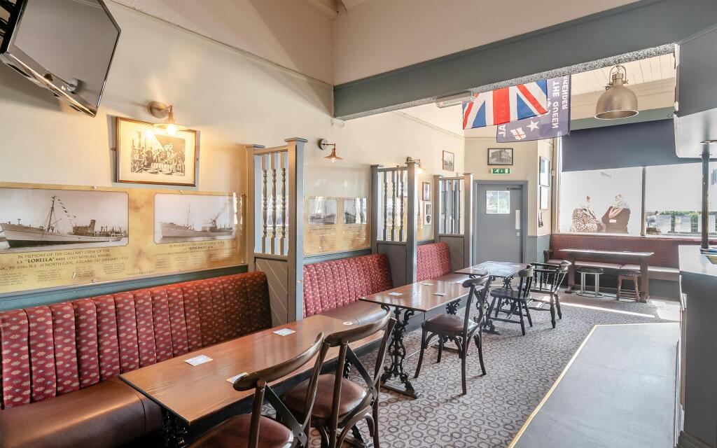8682757-interior05.jpg