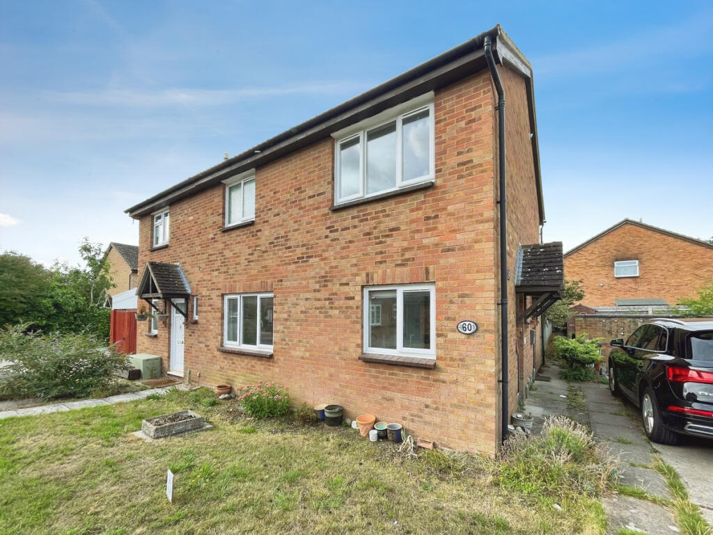 Main image of property: Meadow Way, Yarnton, OX5