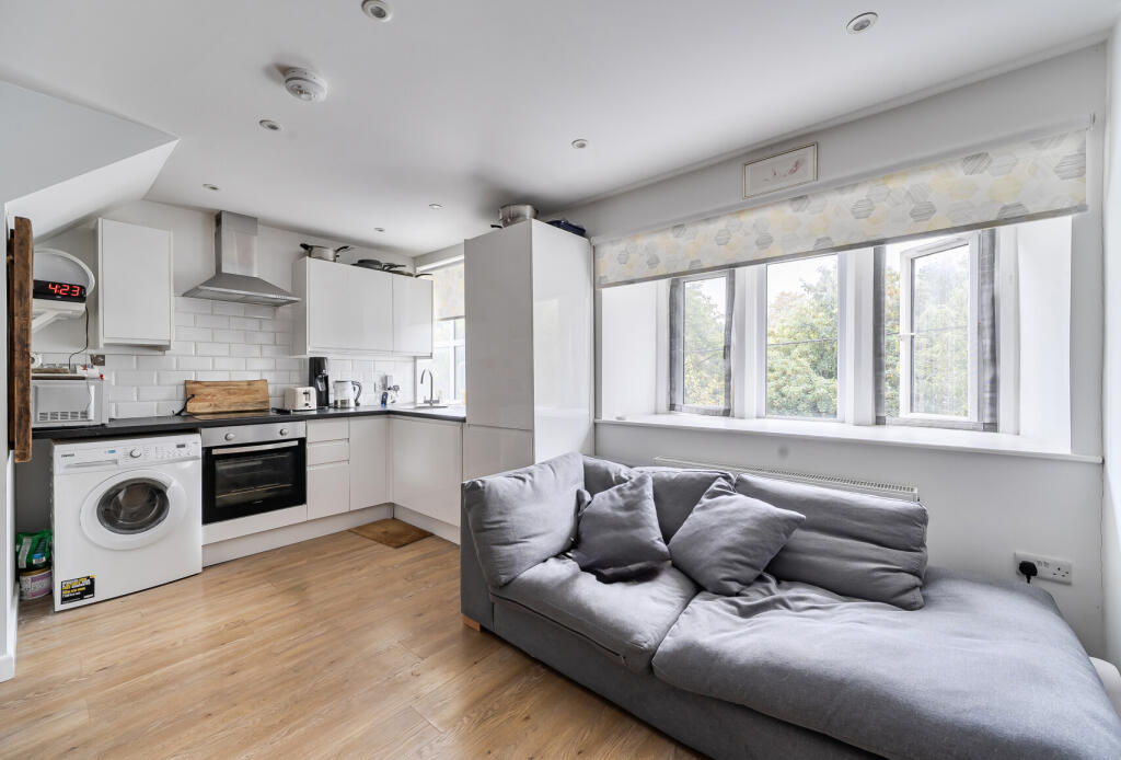 Apartment in Stroud, Woodchester - More