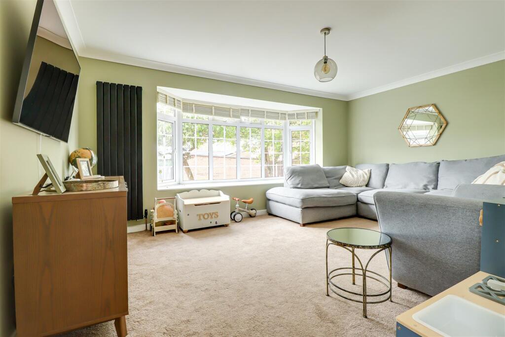 House in Southend-on-Sea - View 3