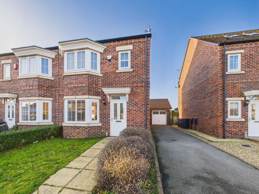 Main image of property: 28 Farm View, Norton, Malton, YO17 9BF