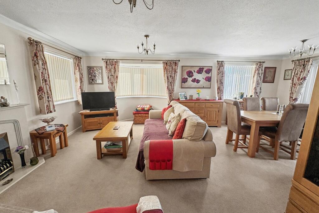 House in Verwood, Ebblake - View 3