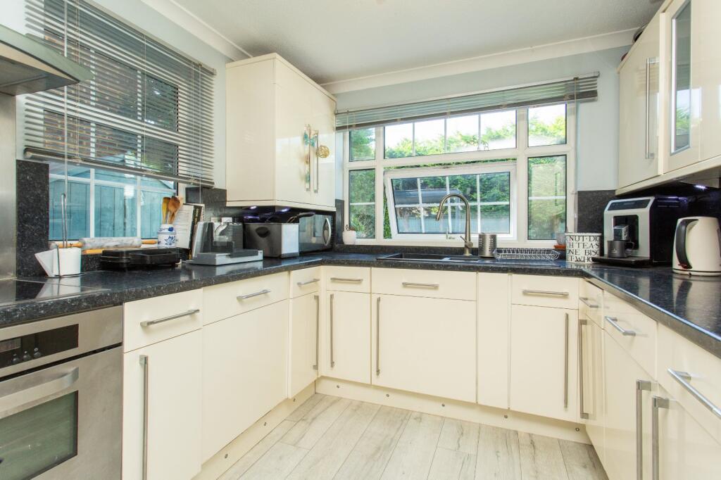 Lismore Road, Herne Bay, CT6 - Więcej