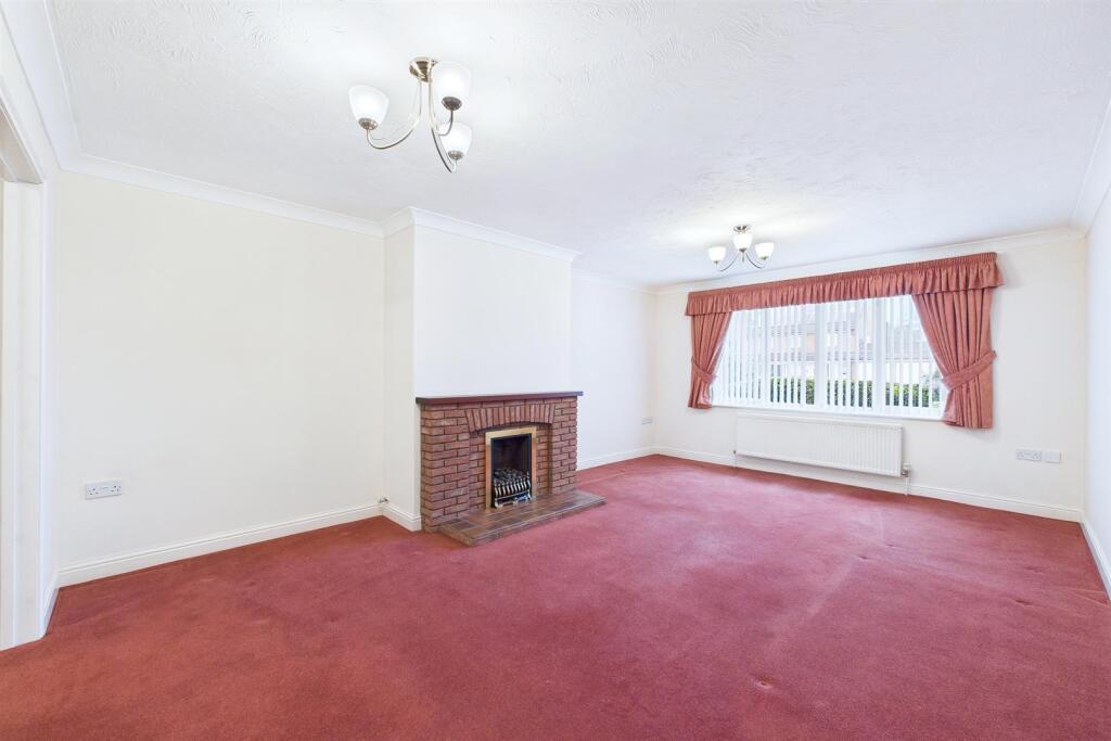 Greenfields Road, Dereham photo 3