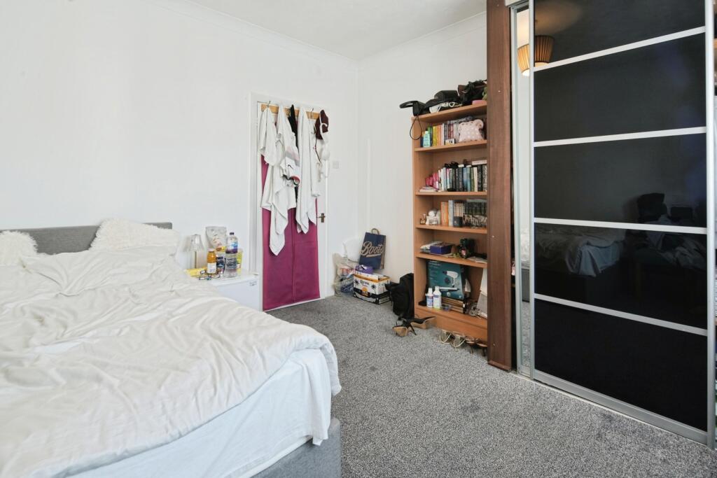 Apartment in Brighton - More