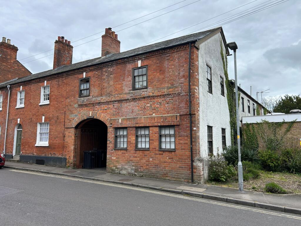 Main image of property: Magpie Mews, Devizes