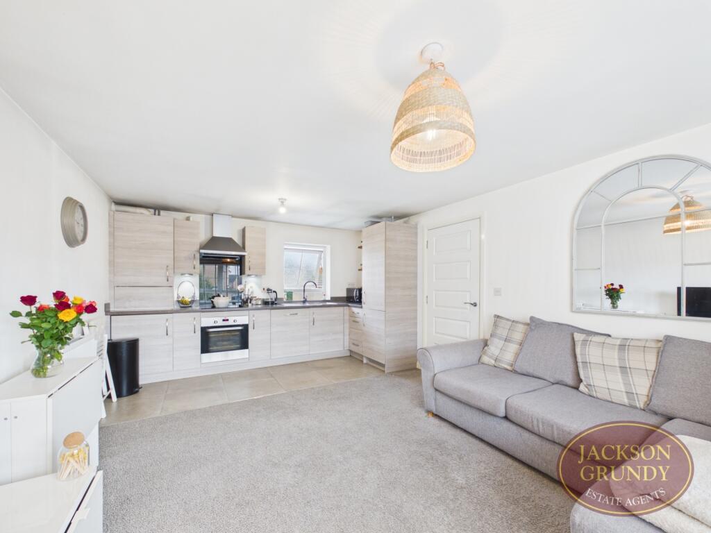 Apartment in Northampton - View 4